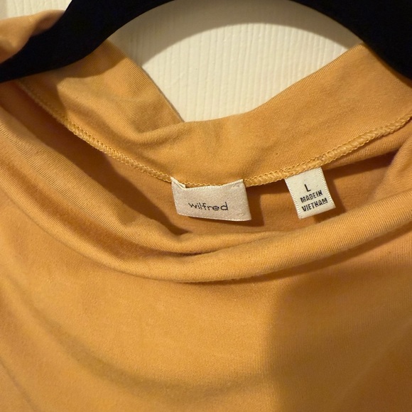 Aritzia Smooth Matter Eavesdrop Dress Sleeveless Ruched Bodycon Yellow Gold - Picture 3 of 8